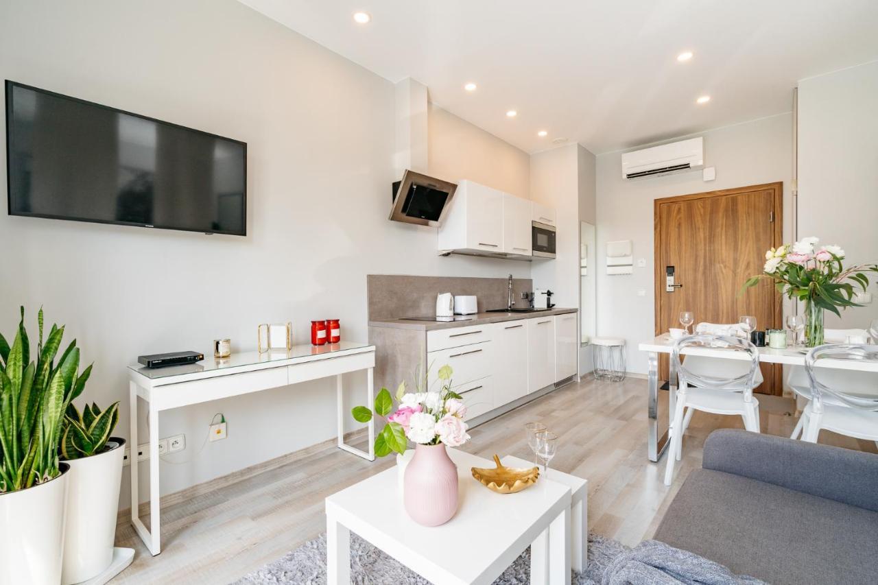 Bright Apartments - Loftaffair Krakow Luaran gambar